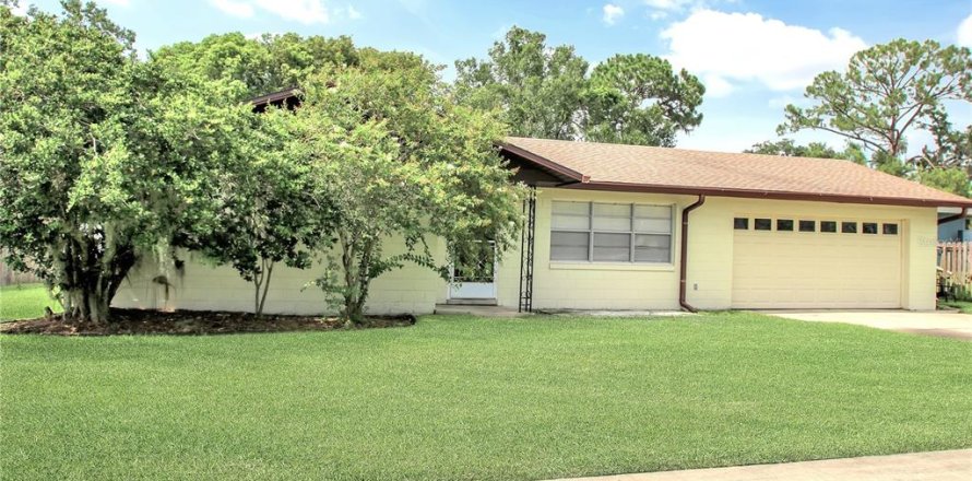 House in Sanford, Florida 2 bedrooms, 93.65 sq.m. № 1820472