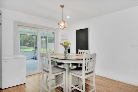 House in Sanford, Florida 2 bedrooms, 93.65 sq.m. № 1820472 - photo 2