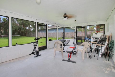 House in Sanford, Florida 2 bedrooms, 93.65 sq.m. № 1820472 - photo 16