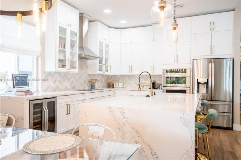 Villa ou maison à louer à Miramar, Floride: 3 chambres, 141.4 m2 № 1977780 - photo 6