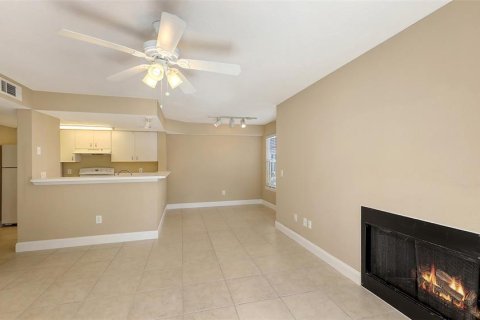 Condominio en venta en Sarasota, Florida, 2 dormitorios, 91.04 m2 № 1523863 - foto 2