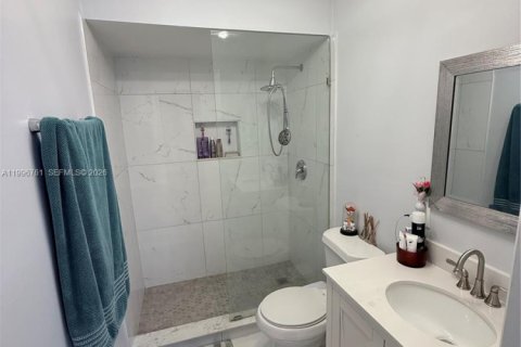 Adosado en venta en Miami, Florida, 2 dormitorios, 108.7 m2 № 2058998 - foto 22