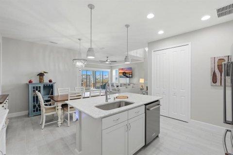 Villa ou maison à vendre à Daytona Beach, Floride: 2 chambres, 145.21 m2 № 2097747 - photo 12