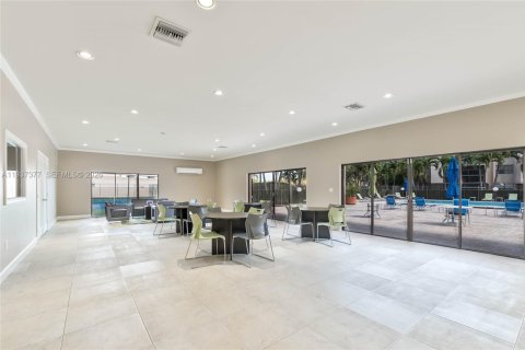 Copropriété à louer à Miami, Floride: 2 chambres, 86.49 m2 № 1999192 - photo 27