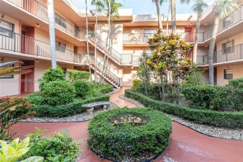 Copropriété à louer à Miami, Floride: 2 chambres, 86.49 m2 № 1999192 - photo 22