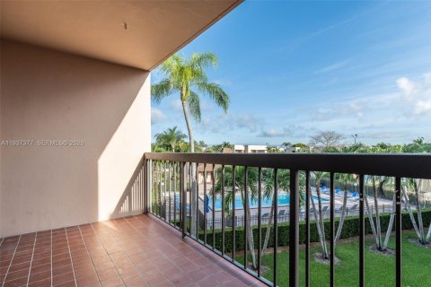 Copropriété à louer à Miami, Floride: 2 chambres, 86.49 m2 № 1999192 - photo 15