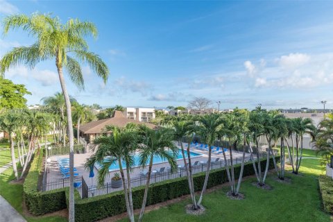 Copropriété à louer à Miami, Floride: 2 chambres, 86.49 m2 № 1999192 - photo 17