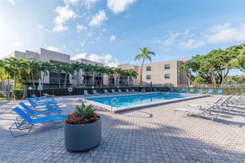 Copropriété à louer à Miami, Floride: 2 chambres, 86.49 m2 № 1999192 - photo 21