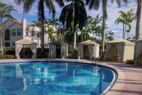 Condominio en alquiler en Sunrise, Florida, 3 dormitorios, 140.28 m2 № 2076052 - foto 3