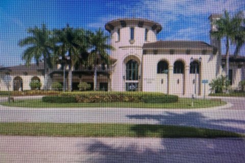 Condominio en alquiler en Sunrise, Florida, 3 dormitorios, 140.28 m2 № 2076052 - foto 2