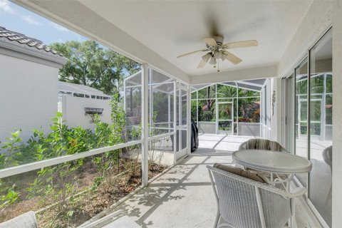 House in Sarasota, Florida 2 bedrooms, 102.19 sq.m. № 2229652 - photo 24