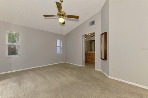 House in Sarasota, Florida 2 bedrooms, 102.19 sq.m. № 2229652 - photo 14