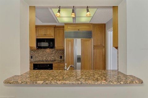House in Sarasota, Florida 2 bedrooms, 102.19 sq.m. № 2229652 - photo 5