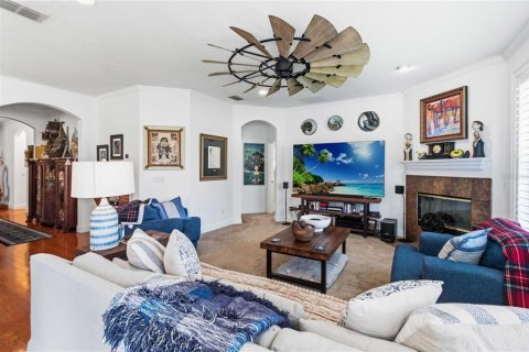Villa ou maison à vendre à Orlando, Floride: 4 chambres, 238.67 m2 № 2304956 - photo 12