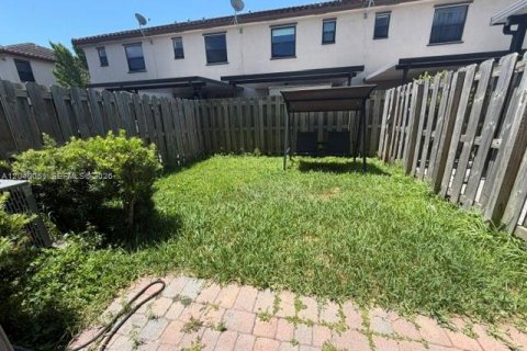 Villa ou maison à louer à Homestead, Floride: 2 chambres, 132.11 m2 № 2086604 - photo 7
