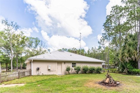 House in Osteen, Florida 3 bedrooms, 160.54 sq.m. № 1722352 - photo 4
