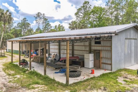 House in Osteen, Florida 3 bedrooms, 160.54 sq.m. № 1722352 - photo 27