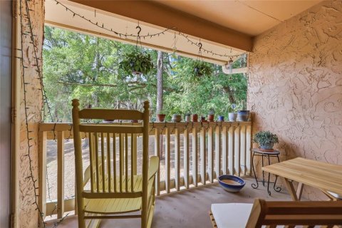 Condo in Gainesville, Florida, 1 bedroom № 2197175 - photo 10
