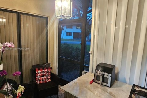 Copropriété à louer à Miami, Floride: 2 chambres, 86.4 m2 № 2010971 - photo 15