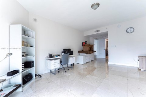 Купить кондоминиум в Авентура, Флорида 2 спальни, 185.9м2, № 1953571 - фото 6