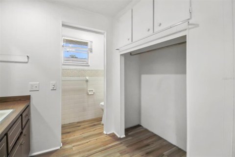 House in Floral City, Florida 2 bedrooms, 89.19 sq.m. № 2391519 - photo 30