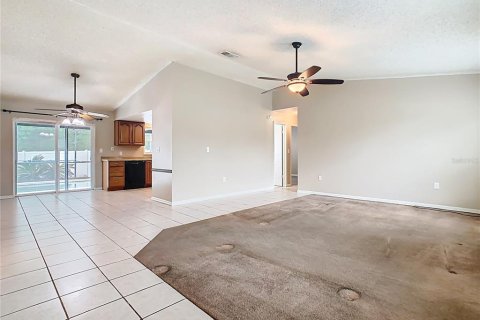 Casa en venta en Kissimmee, Florida, 3 dormitorios, 134.24 m2 № 1899532 - foto 4