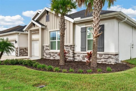 Villa ou maison à vendre à Land O' Lakes, Floride: 4 chambres, 299.7 m2 № 2390885 - photo 4