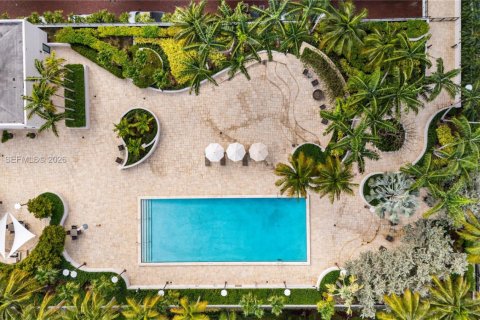 Condo in Miami Beach, Florida, 3 bedrooms  № 2080827 - photo 23