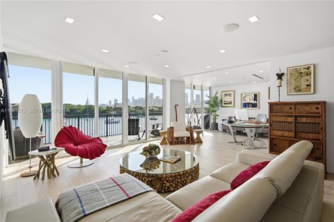Condo à Miami Beach, Floride, 3 chambres № 2080827