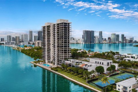 Condo in Miami Beach, Florida, 3 bedrooms  № 2080827 - photo 19