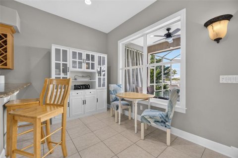 Villa ou maison à vendre à Apollo Beach, Floride: 4 chambres, 280.75 m2 № 2339289 - photo 23
