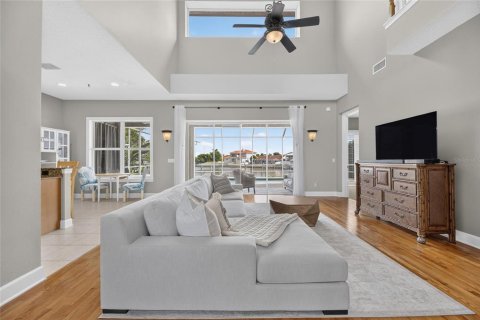 Villa ou maison à vendre à Apollo Beach, Floride: 4 chambres, 280.75 m2 № 2339289 - photo 25