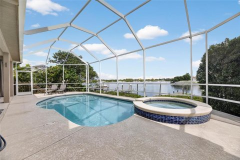 Villa ou maison à vendre à Apollo Beach, Floride: 4 chambres, 280.75 m2 № 2339289 - photo 3