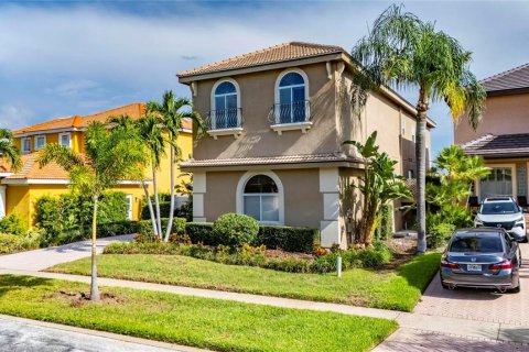Villa ou maison à vendre à Apollo Beach, Floride: 4 chambres, 280.75 m2 № 2339289 - photo 8