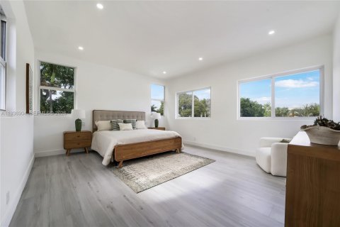 Casa en venta en Oakland Park, Florida, 3 dormitorios, 209.68 m2 № 1995288 - foto 30