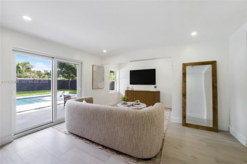 Casa en venta en Oakland Park, Florida, 3 dormitorios, 209.68 m2 № 1995288 - foto 14