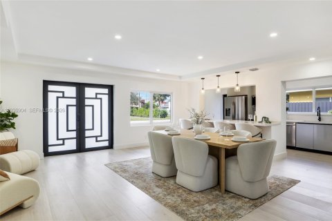 Casa en venta en Oakland Park, Florida, 3 dormitorios, 209.68 m2 № 1995288 - foto 11