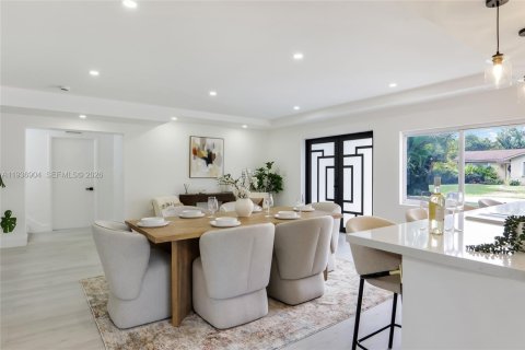 Casa en venta en Oakland Park, Florida, 3 dormitorios, 209.68 m2 № 1995288 - foto 4