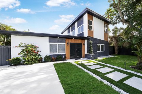 Casa en Oakland Park, Florida 3 dormitorios, 209.68 m2 № 1995288