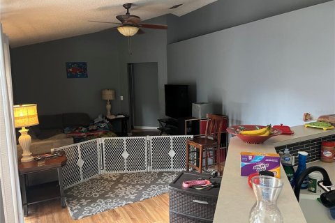 Casa en venta en Palm Coast, Florida, 4 dormitorios, 160.72 m2 № 2214157 - foto 2