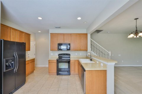 Townhouse in Riverview, Florida 3 bedrooms, 162.58 sq.m. № 1800451 - photo 5
