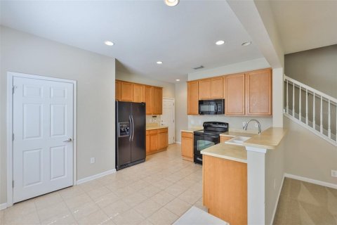 Townhouse in Riverview, Florida 3 bedrooms, 162.58 sq.m. № 1800451 - photo 4