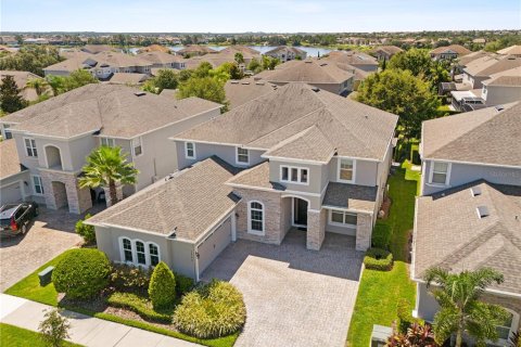 House in Winter Garden, Florida 5 bedrooms, 398.83 sq.m. № 1872860 - photo 3