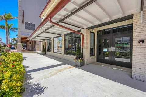 Copropriété à vendre à Sarasota, Floride: 2 chambres, 114.08 m2 № 1667002 - photo 3