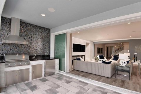 Villa ou maison à louer à Orlando, Floride: 6 chambres, 396.04 m2 № 1856334 - photo 17