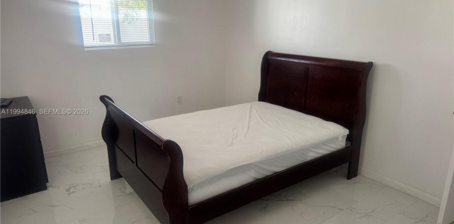 Apartamento en Miami, Florida 1 dormitorio, 167.6 m2 № 2058510