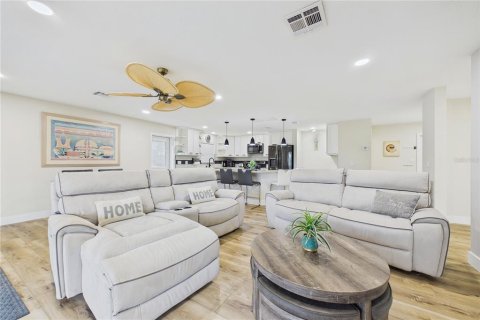 Casa en venta en Port Charlotte, Florida, 2 dormitorios, 104.05 m2 № 2207882 - foto 18