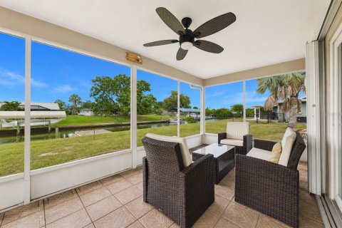 Casa en venta en Port Charlotte, Florida, 2 dormitorios, 104.05 m2 № 2207882 - foto 22