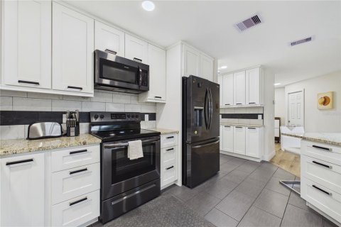 Casa en venta en Port Charlotte, Florida, 2 dormitorios, 104.05 m2 № 2207882 - foto 8