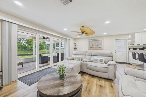 Casa en venta en Port Charlotte, Florida, 2 dormitorios, 104.05 m2 № 2207882 - foto 19